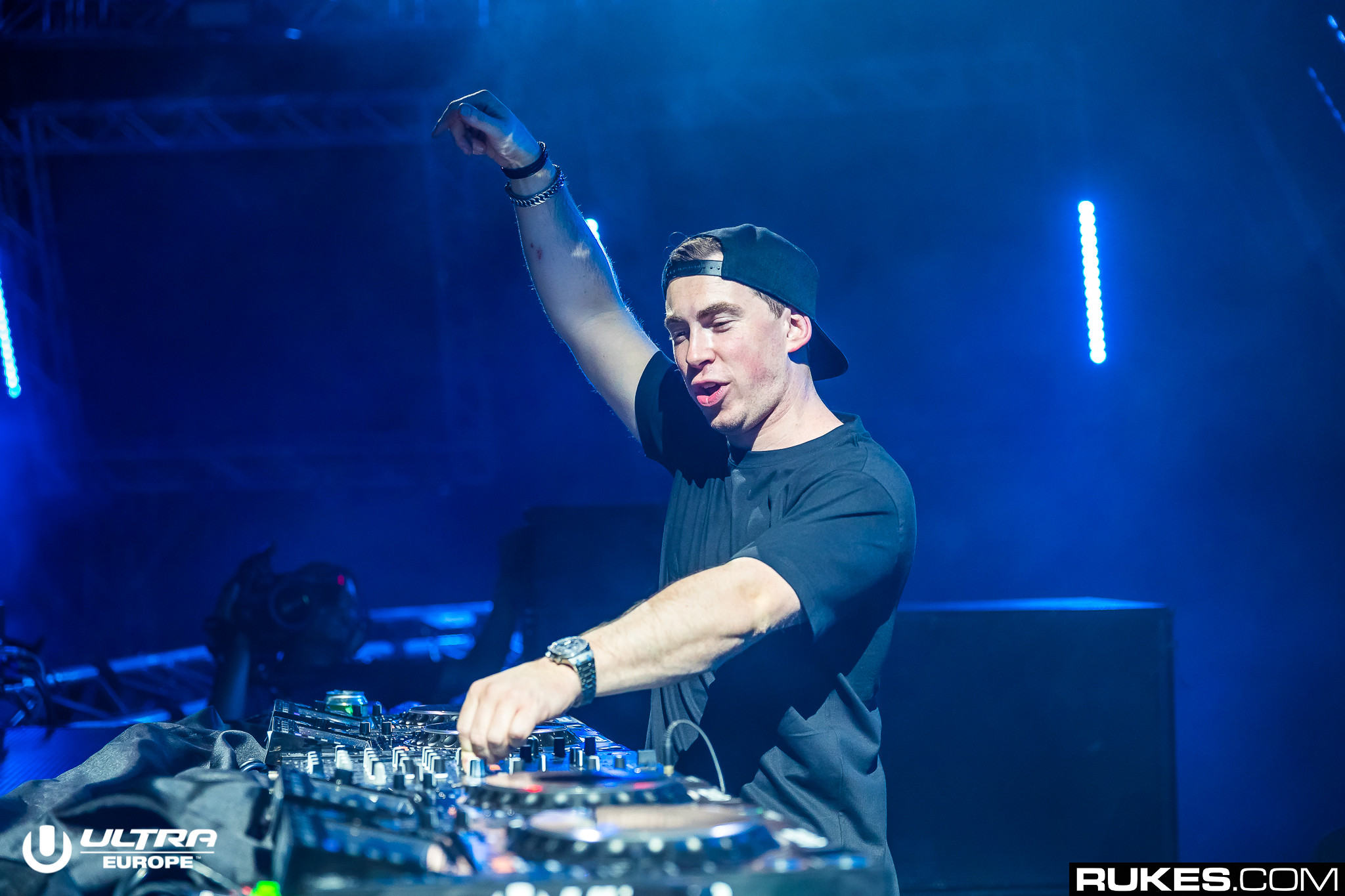 hardwell wikivibez