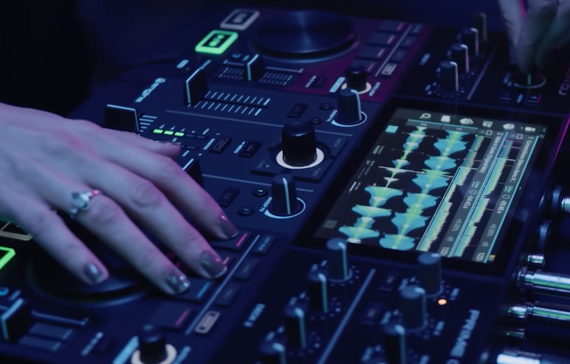 denon dj prime go console comprar