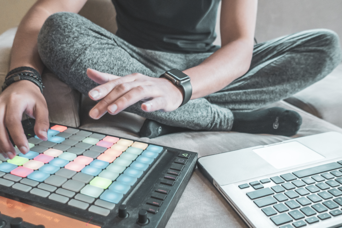 Enkode Mashup por Breno Machado Alta Qualidade Enkode Mashup por Breno Machado Alta Qualidade