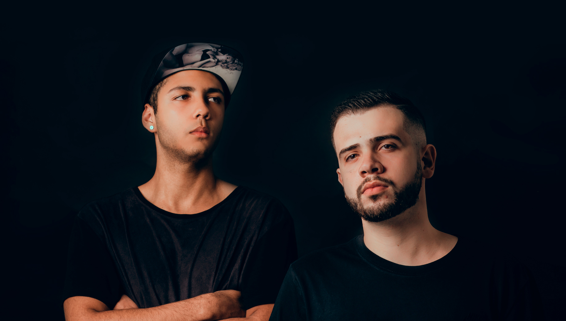 Conheça o duo DESTHEN e seu EP de estreia inspirado em vibrações melódicas techno