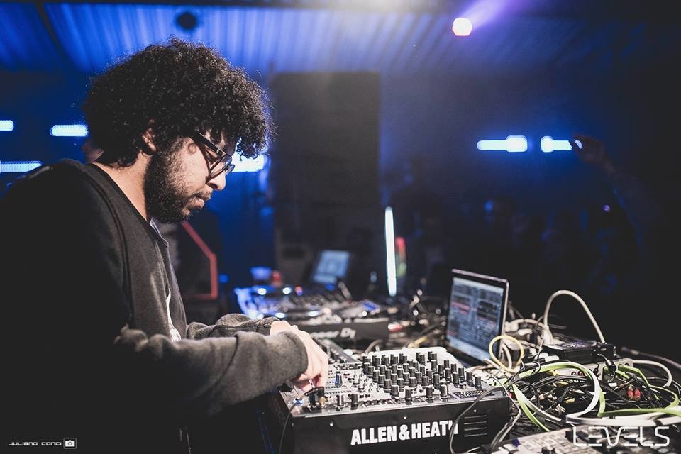 Cris d. indica 5 artistas do Afro House que você precisa conhecer