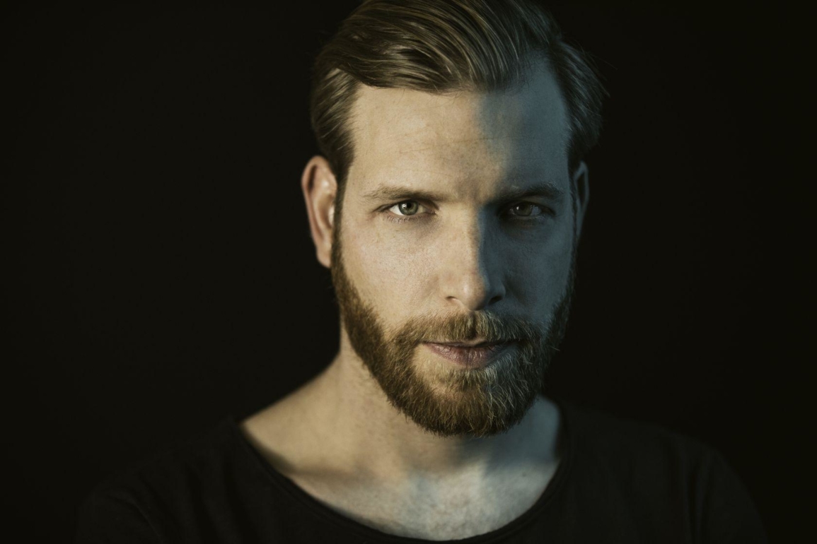 Saindo da Curva saiba quem é Ferreck Dawn e conheça seu som