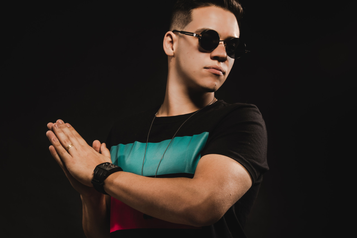 FEITOZA dj entrevista Pequenos passos para um sonho gigante scaled