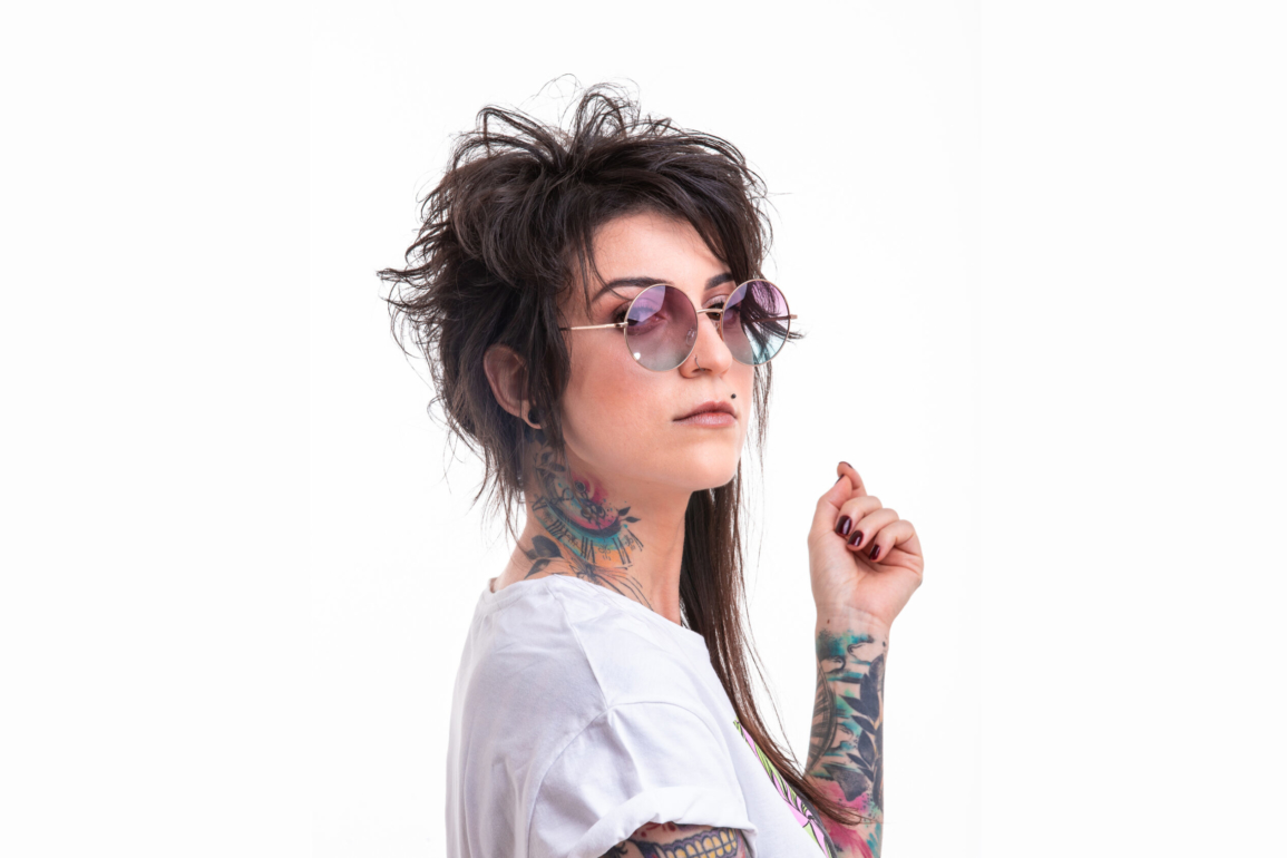 PREMIERE Com Flip the Switch pelo CICLO Records Devochka apresenta transformação sonora scaled