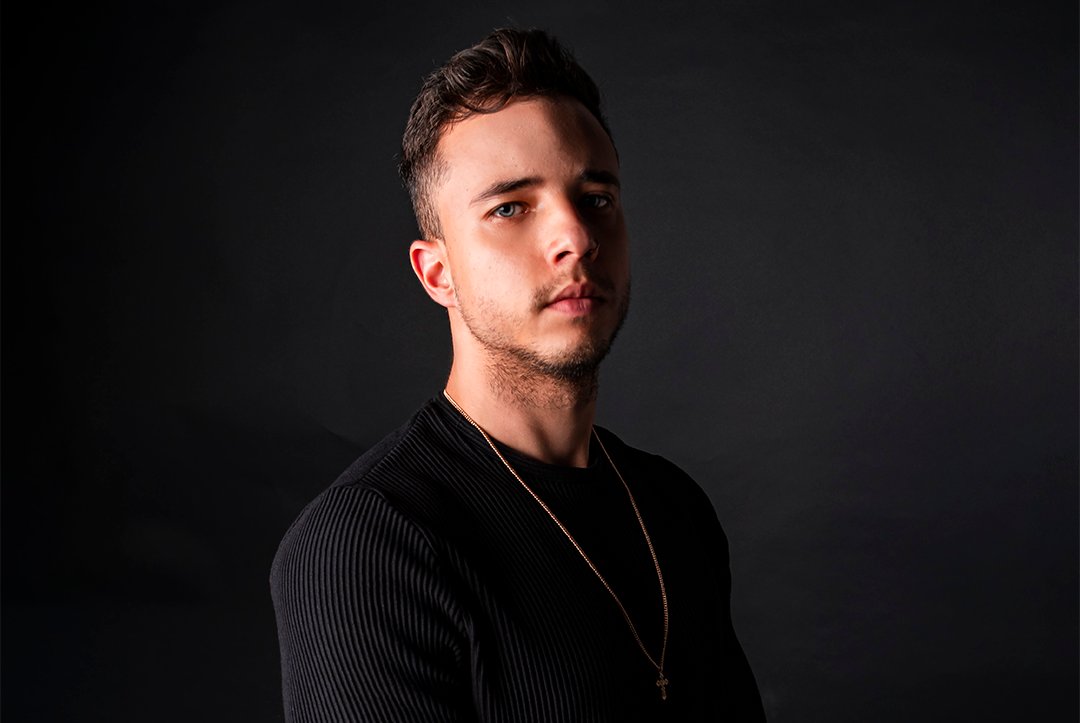 Dellucht estreia na Prisma Techno com Fly Away