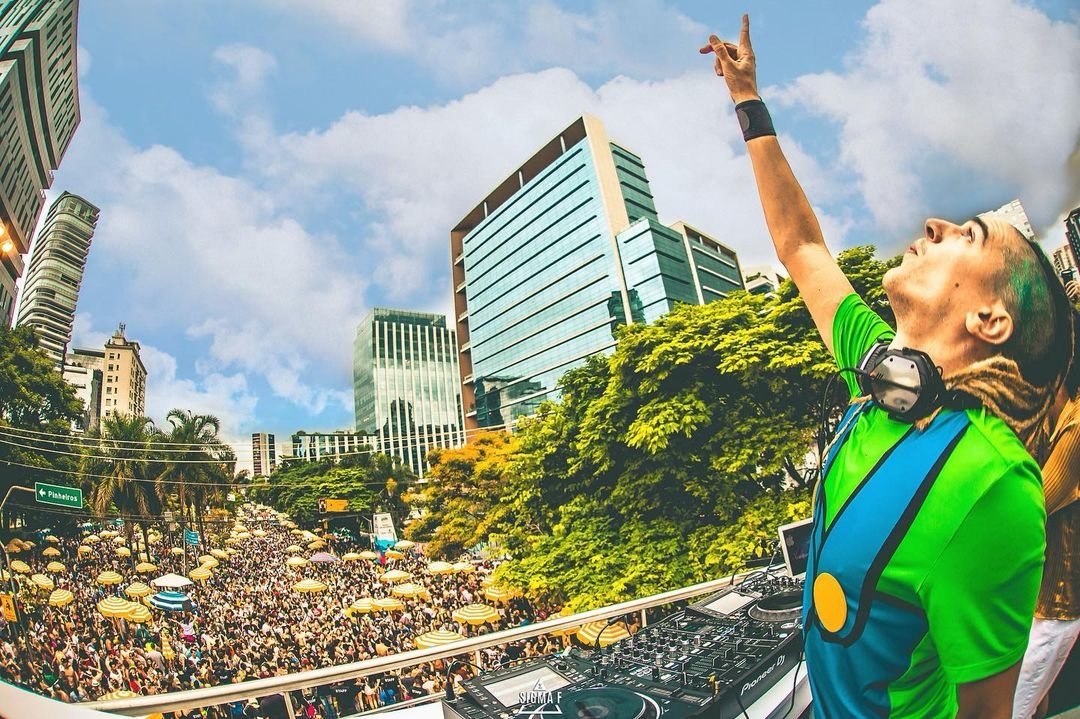 Carnaval Eletronico As batidas no lugar das marchinhas Carnaval Eletronico As batidas no lugar das marchinhas