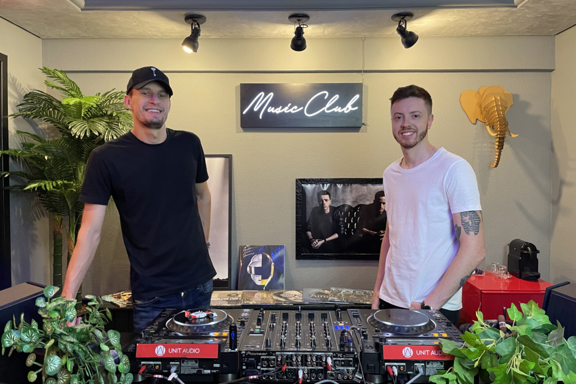 Rozzen apresenta seu novo podcast e celebra último lançamento 22Dont Let Me Go22 pela Sony scaled