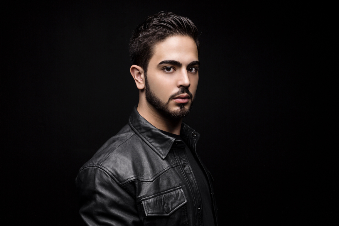 PREMIERE De forma independente Mister Ruiz apresenta 22Air in My Lungs22 com vocal poderoso e vibez dançantes