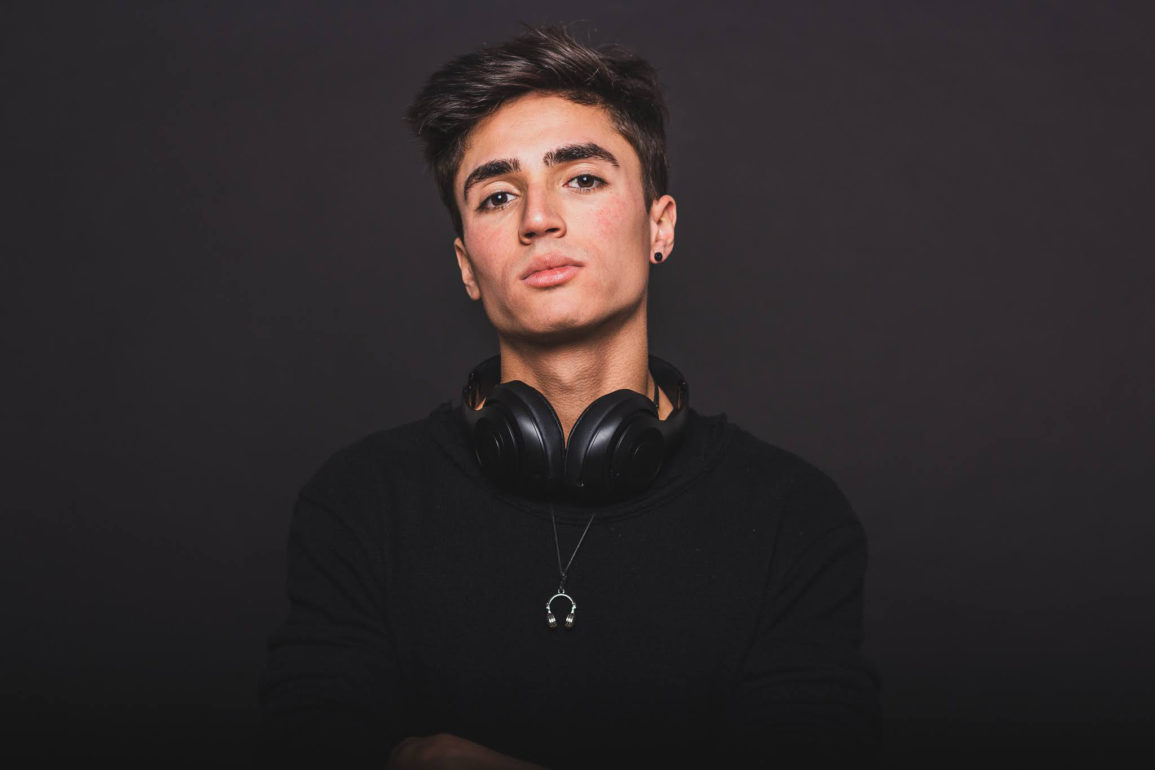 CZAR estreia com “Starling”, seu Tech House progressivo pela Bass Box Recordings CZAR estreia com “Starling”, seu Tech House progressivo pela Bass Box Recordings