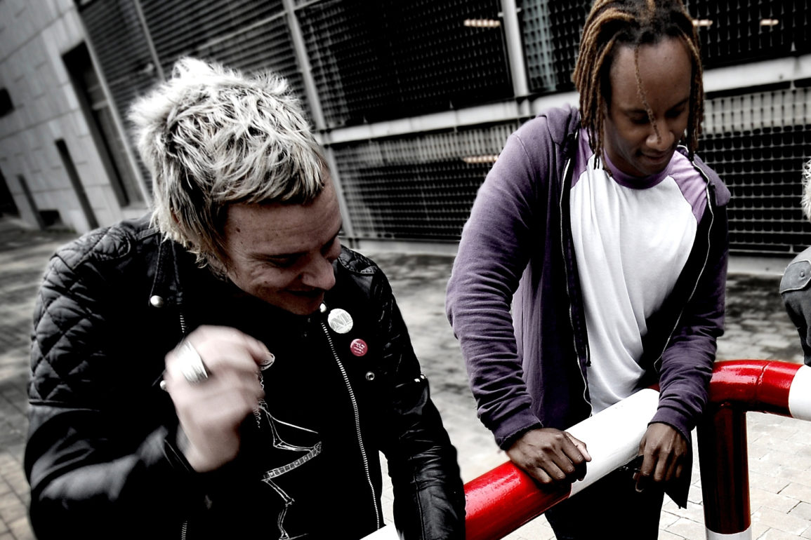 Prodigy compartilha preview da primeira música nova desde a morte de Keith Flint