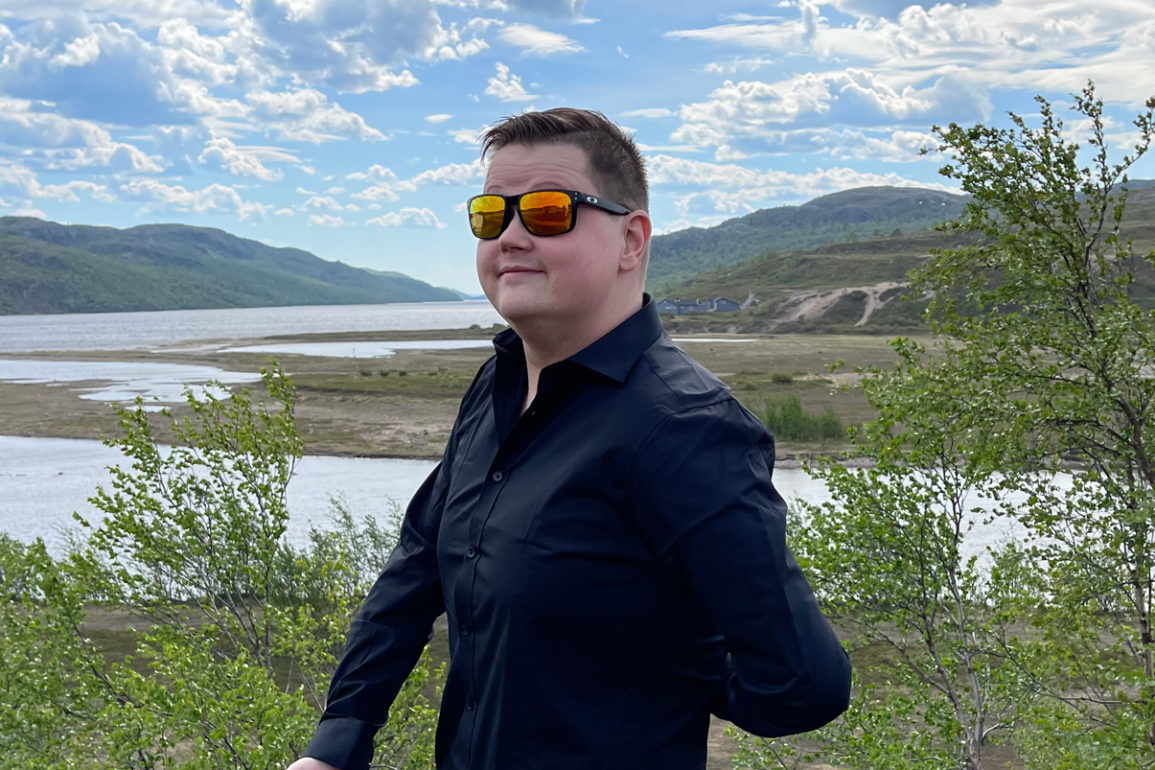 Orjan Nilsen aumenta a conscientização sobre a saúde mental compartilhando uma história super pessoal em seu novo single “Memoirs”