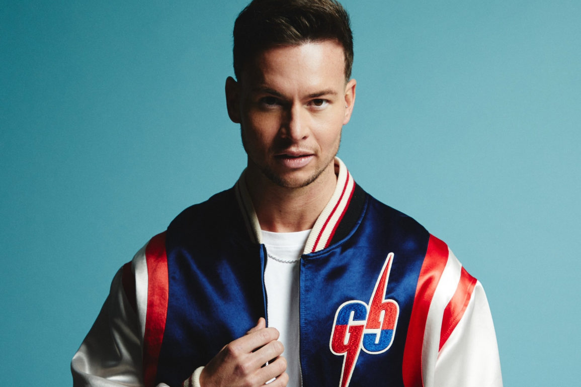 Saindo da curva saiba quem é Joel Corry e conheça o seu som