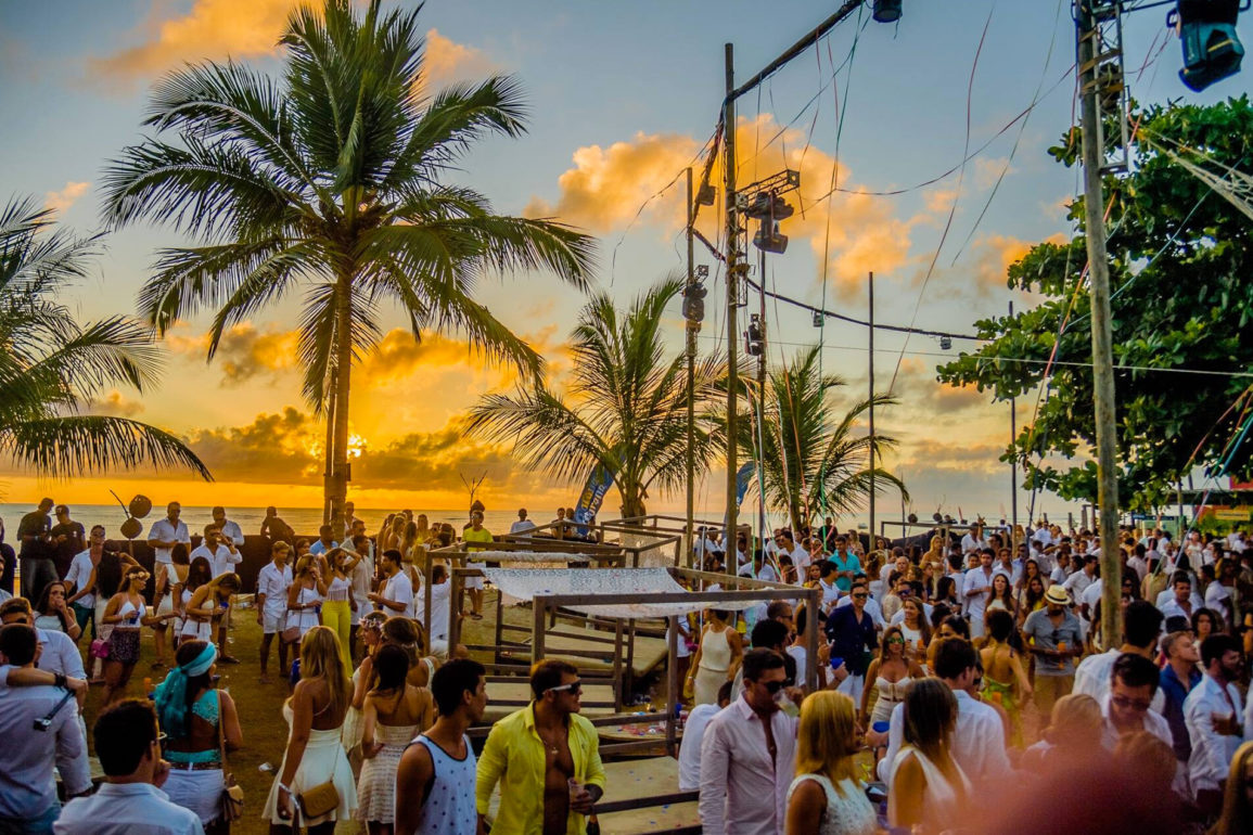 Guia-das-Vibez--Saiba-tudo-sobre-a-semana-de-Réveillon-Cafe-de-La-Musique-Maceió