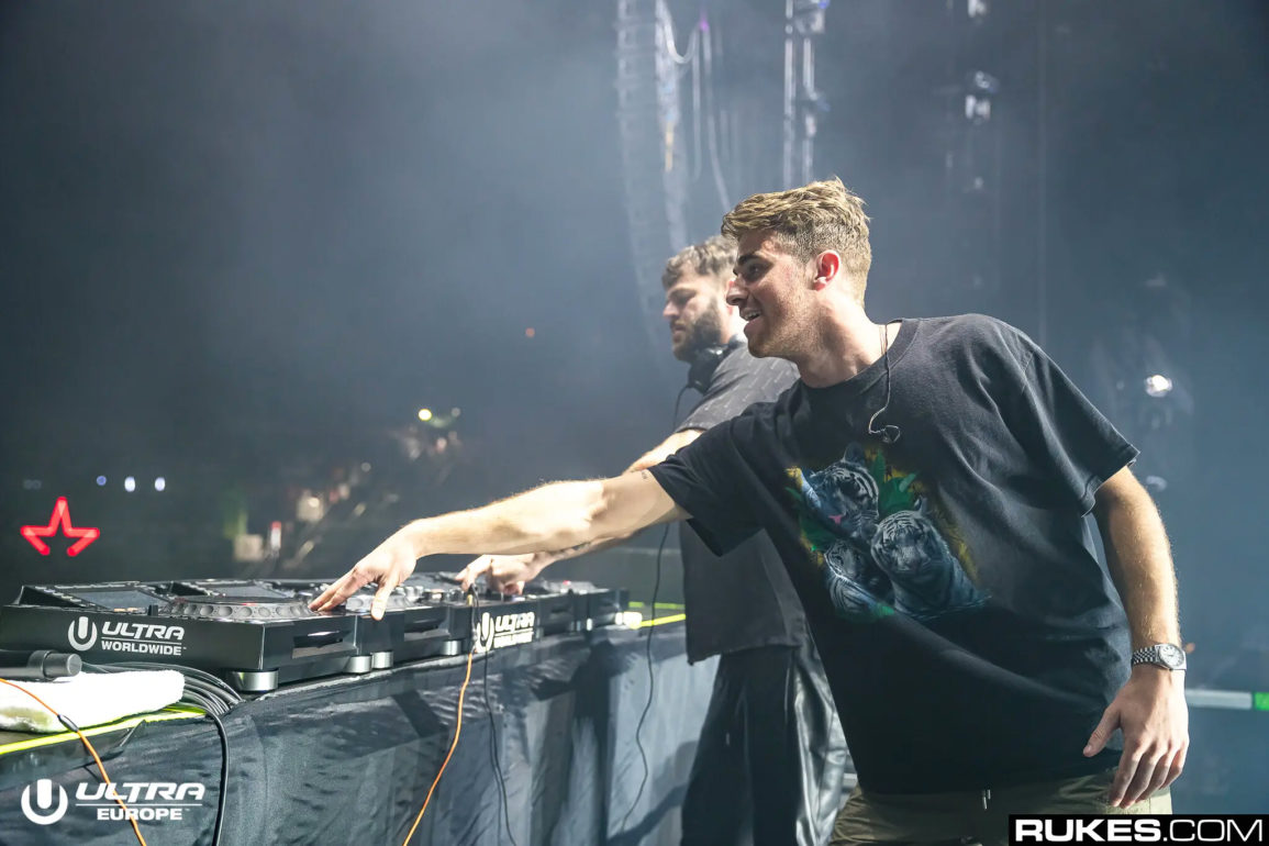 The-Chainsmokers-de-volta--Primeiro-post-após-anúncio-de-pausa-veio-com-anúncio-de-shows-vibez