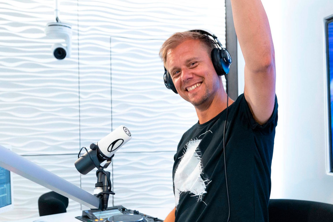 “A-State-Of-Trance-FOREVER”-é-a-nova-série-de-álbuns-de-Armin-van-Buuren