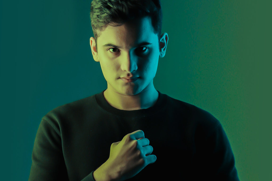 Posydon-estreia-na-Vibez-Sounds-com-a-progressive-“Can’t-Let-Go” Posydon-estreia-na-Vibez-Sounds-com-a-progressive-“Can’t-Let-Go”