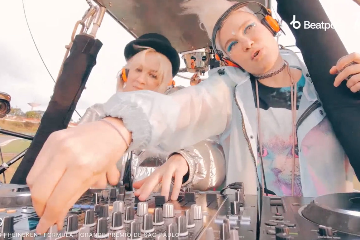 Assista-ao-set-das-irmãs-Nervo-diretamente-de-um-balão-sobrevoando-o-autódromo-de-Interlagos