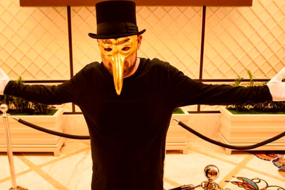Dançante,-energético-e-cheio-de-vibez.-Conhça-'Closer',-terceiro-álbum-de-Claptone