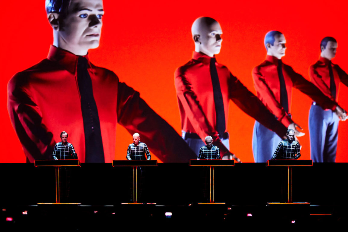 KRAFTWERK-anuncia-turnê-norte-americana-de-2022-com-shows-em-3D