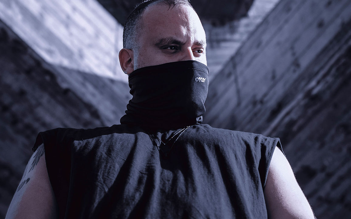 Do-cinema-para-as-pistas-ouça-a-nova-música-de-Jon-Warg-inspirada-em-Blade-Runner-2049