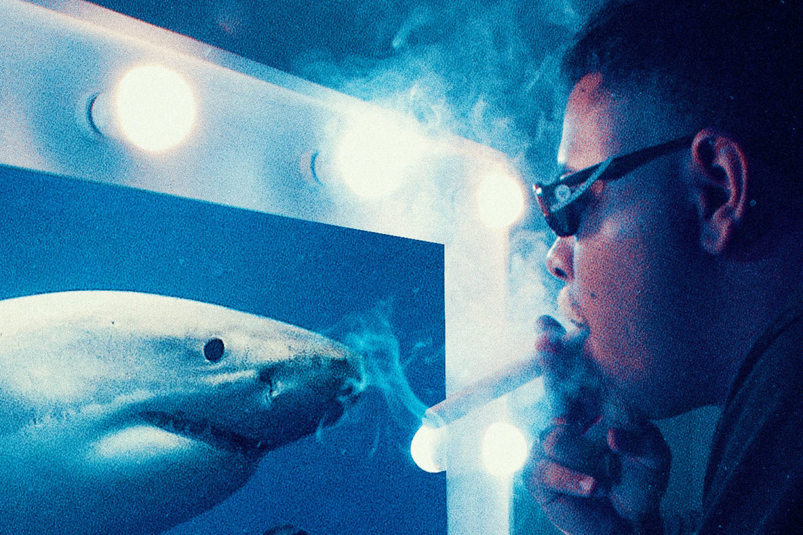 Com turnê especial, Victor Lou lança seu novo álbum com músicas produzidas antes da pandemia, chamado “Classics”