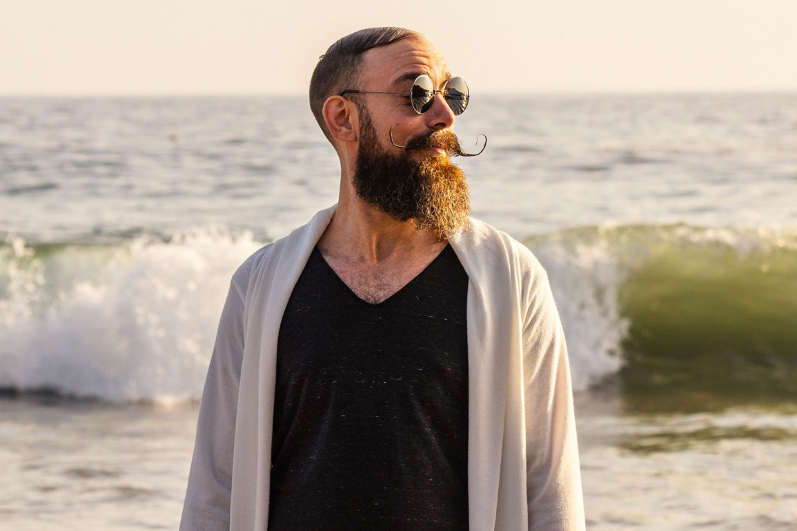 Saiba quem é Eric Sharp e conheça seu som!