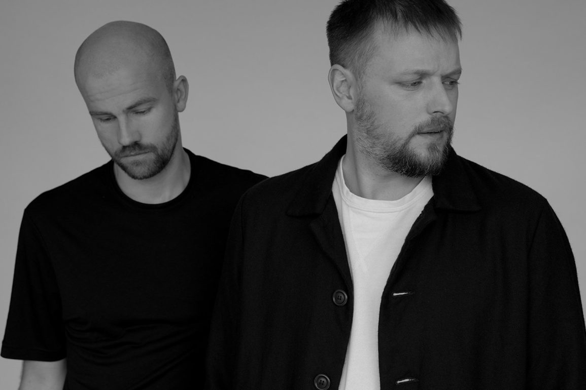 A ascensão de Adana Twins Entenda como, do Deep ao Indie House, o duo conquistou pistas no mundo inteiro