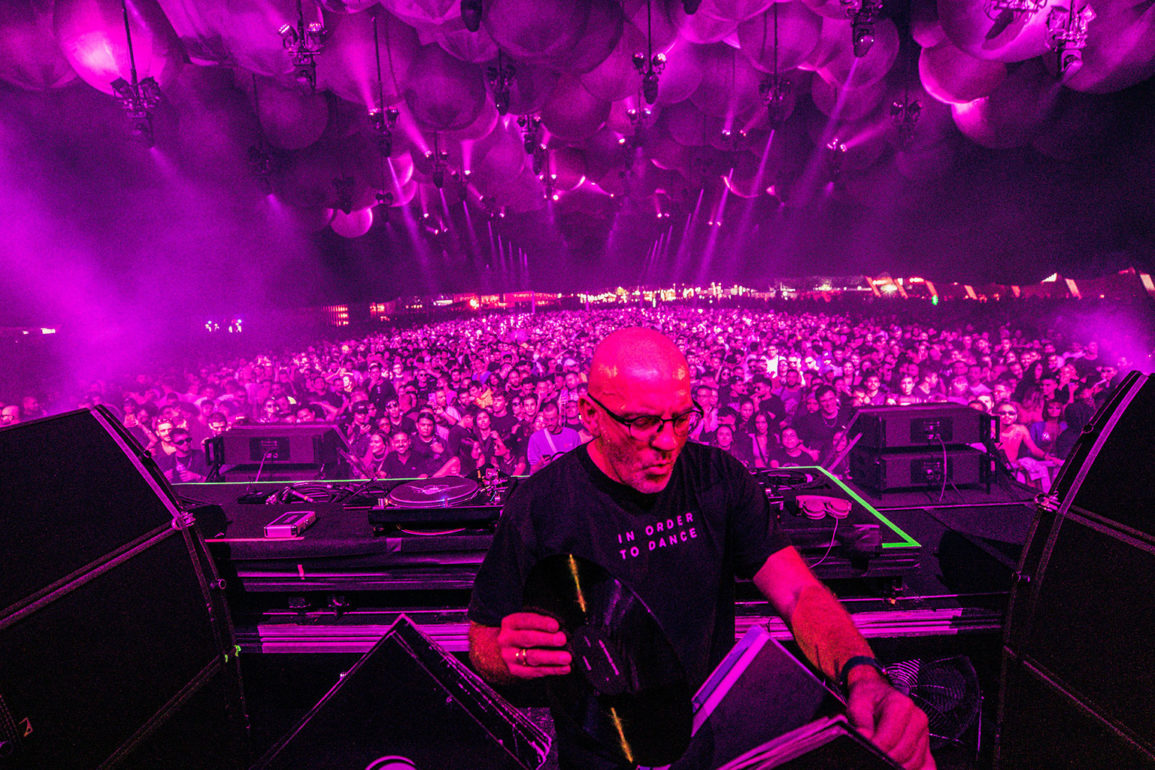 sven-vath-no-time-warp-brasil-2022-novembro sven-vath-no-time-warp-brasil-2022-novembro