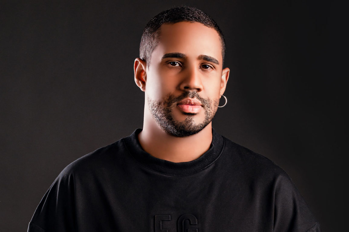 Do Brasil para o mundo - Conheça Smith, o DJ e produtor brasileiro que vem ganhando destaque em Dubai.