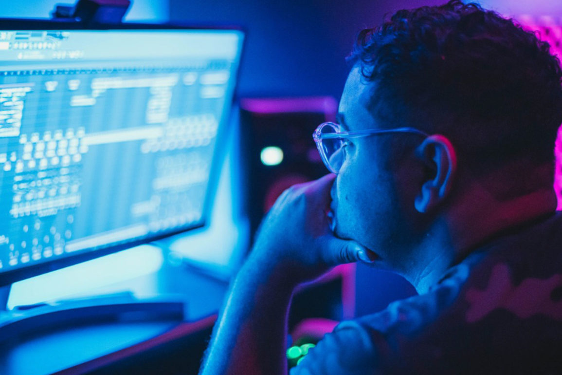 KOHEN dá dicas para iniciar uma produção musical