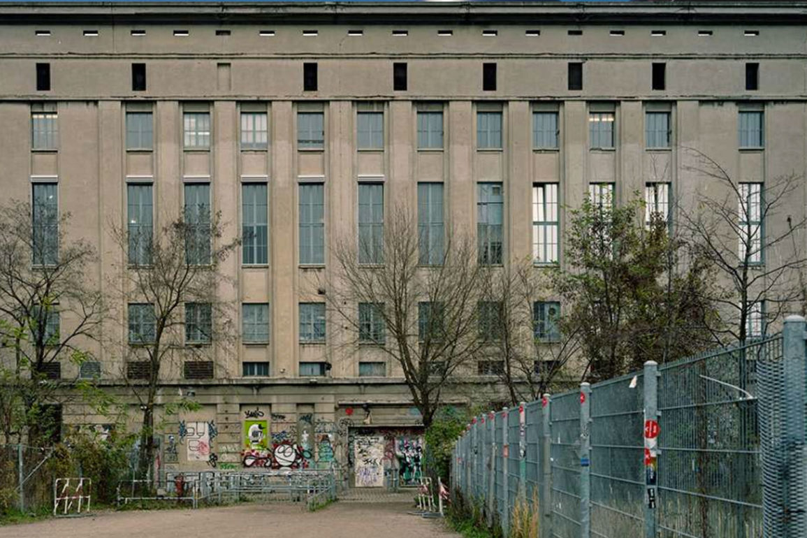 A-Ostgut-Booking-agencia-do-clube-Berghain-esta-fechando-Entenda-o-impacto A-Ostgut-Booking-agencia-do-clube-Berghain-esta-fechando-Entenda-o-impacto