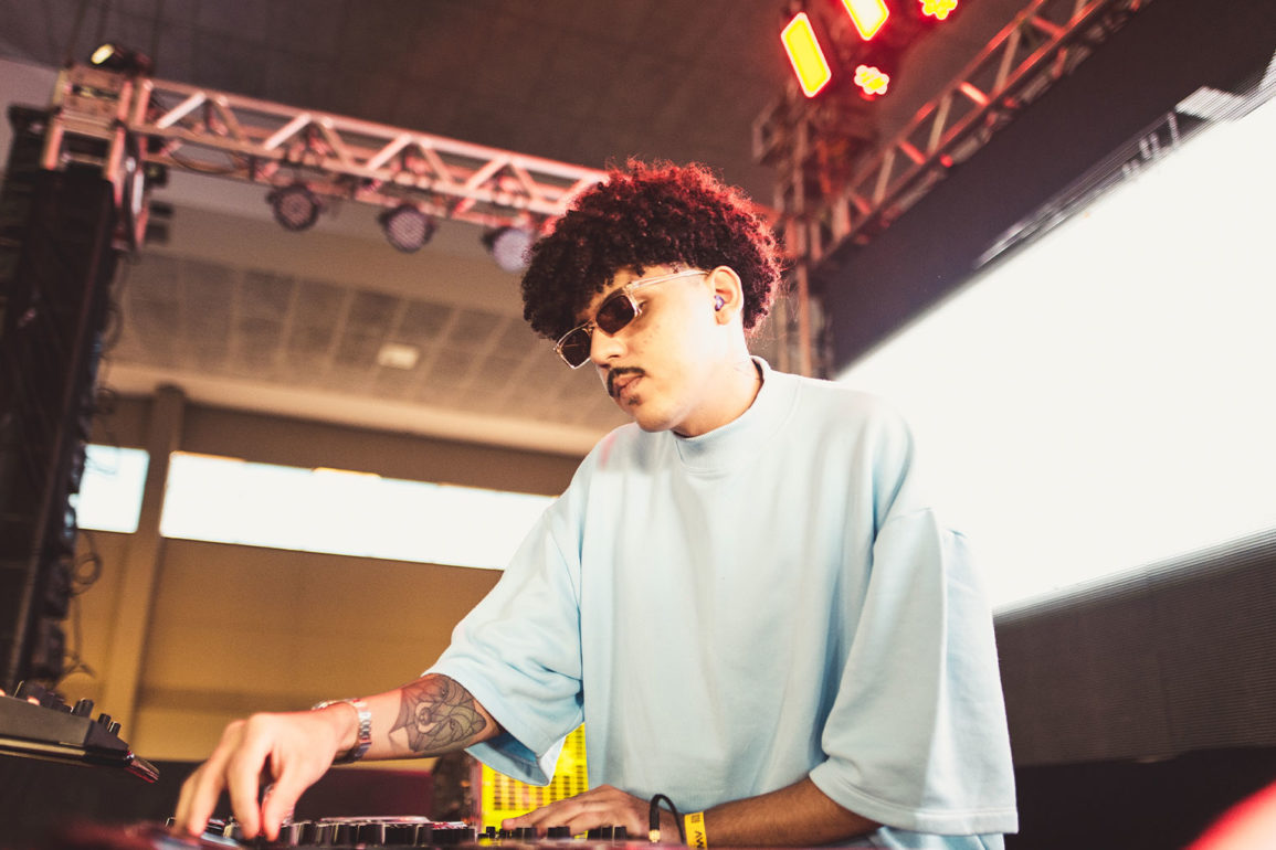 Antecipando-seu-novo-single-Visage-fala-sobre-Drowning-track-que-chega-amanha-(28)-nas-plataformas Antecipando-seu-novo-single-Visage-fala-sobre-Drowning-track-que-chega-amanha-(28)-nas-plataformas