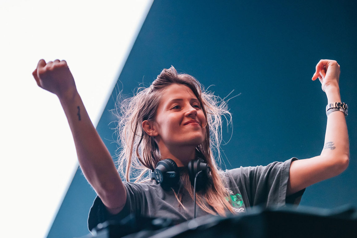 Uma-noite-sobre-devocao-comprometimento-e-sorrisos-faceis-Charlotte-na-ARCA Uma-noite-sobre-devocao-comprometimento-e-sorrisos-faceis-Charlotte-na-ARCA