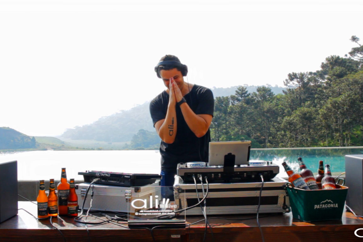 Ali-Live-lança-set-para-marcar-início-do-ano-com-novo-projeto-experimental-de-performances-ao-vivo