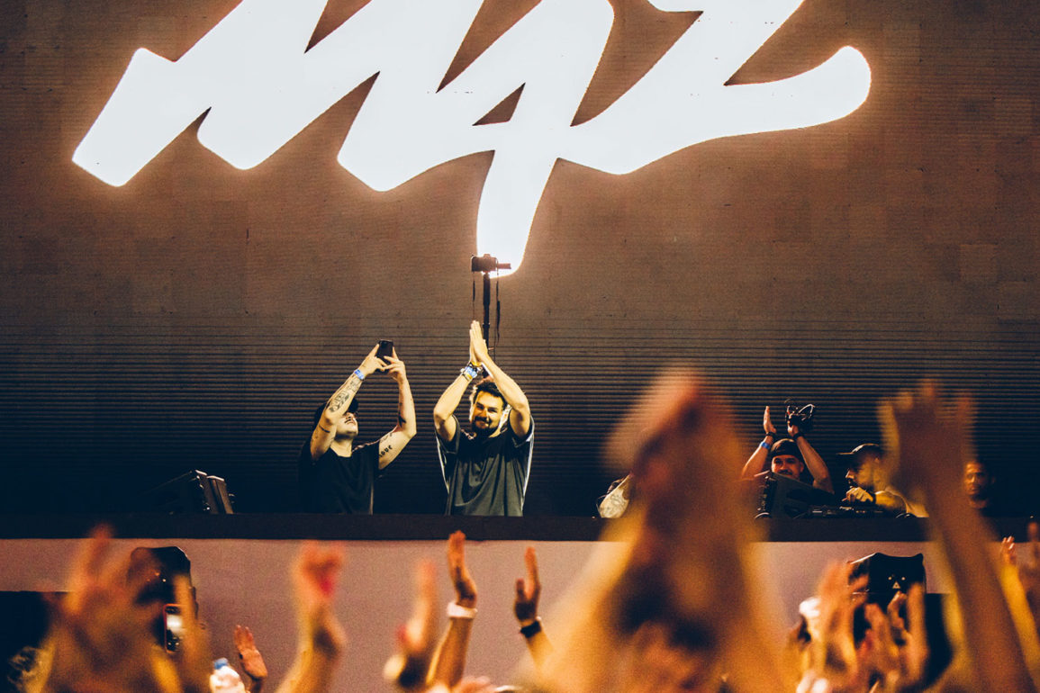 Maz-celebra-o-sucesso-do-remix-de-Banho-de-Folhas-com-tour-nos-Estados-Unidos