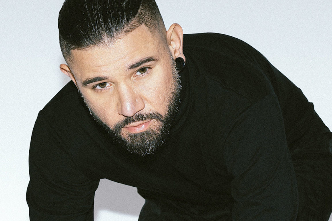 Ouca-Rumble-e-Way-Back-os-primeiros-lancamentos-de-Skrillex-em-2023