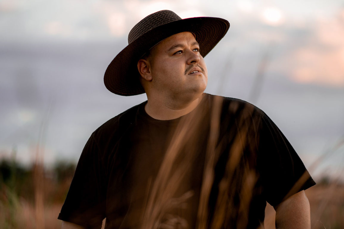 SOWZ-estreia-em-gravadora-de-Nicky-Romero-com-a-faixa-de-“One-Step-To-The-Edge”,-novo-marco-em-sua-carreira-vibez SOWZ-estreia-em-gravadora-de-Nicky-Romero-com-a-faixa-de-“One-Step-To-The-Edge”,-novo-marco-em-sua-carreira-vibez