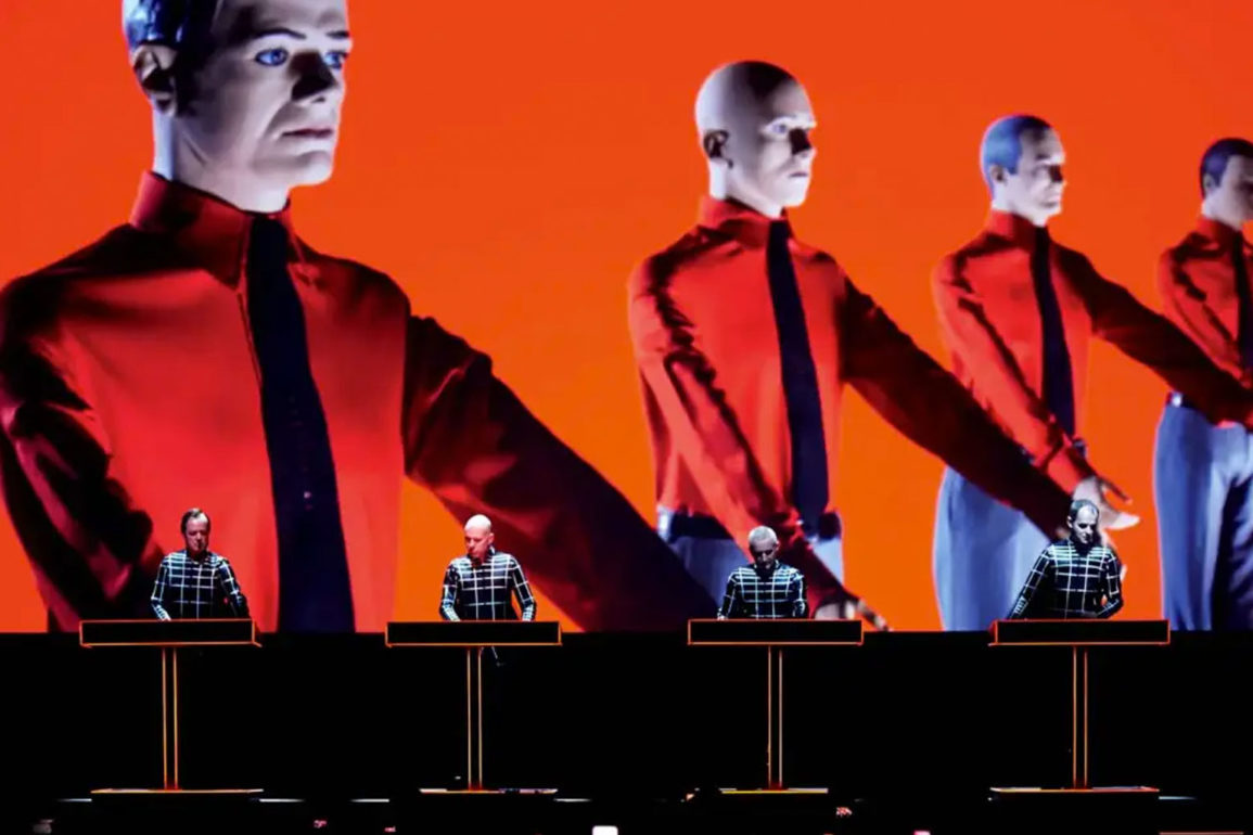 Kraftwerk-vem-ao-Brasil-em-maio-de-2023-e-e-atracao-confirmada-em-festival-que-ocorre-em-Sao-Paulo-e-Rio-de-Janeiro Kraftwerk-vem-ao-Brasil-em-maio-de-2023-e-e-atracao-confirmada-em-festival-que-ocorre-em-Sao-Paulo-e-Rio-de-Janeiro