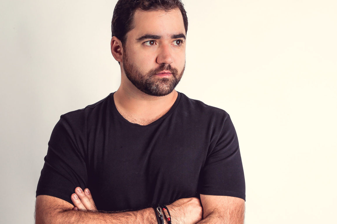 Sinta-a-experiência-de-'The-Realm',-novo-lançamento-de-Afro-House-do-DJ-e-produtor-PYERRE,-através-da-Crono-Records