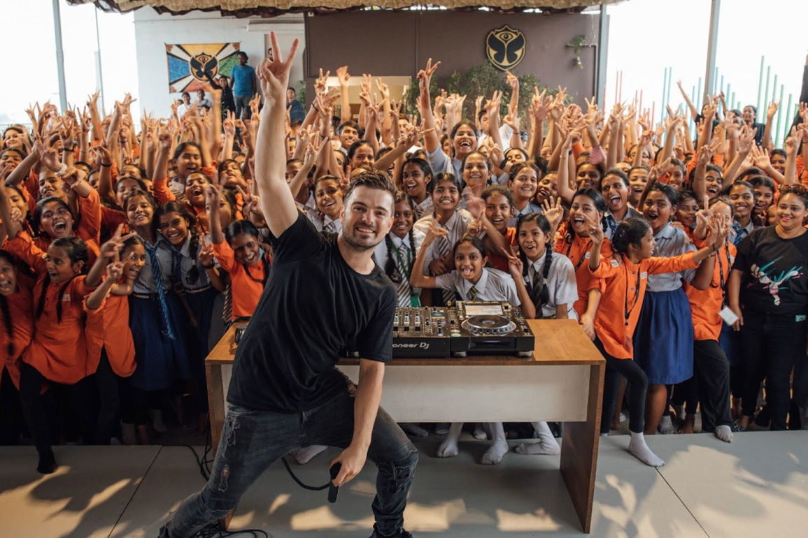 Tomorrowland-Foundation-se-une-a-instituicoes-locais-para-a-criacao-de-iniciativa-ligada-ao-ensino-de-arte-e-musica-em-Itu Tomorrowland-Foundation-se-une-a-instituicoes-locais-para-a-criacao-de-iniciativa-ligada-ao-ensino-de-arte-e-musica-em-Itu