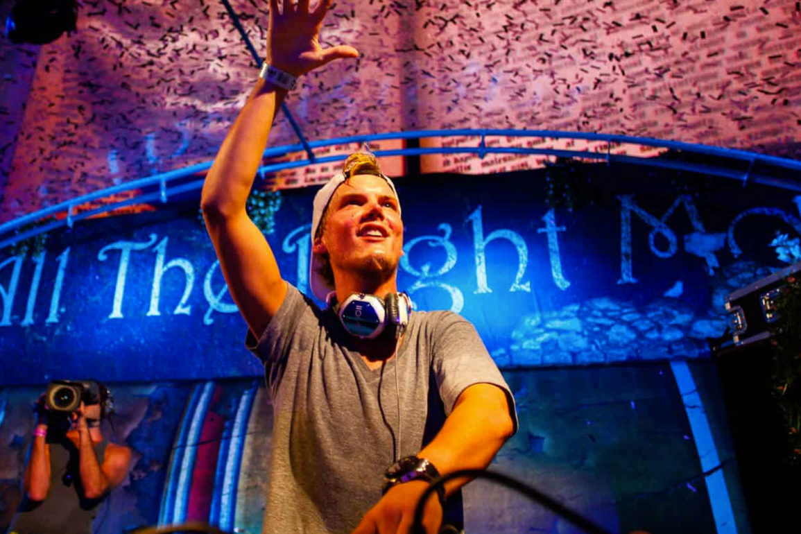 Vida-e-trajetoria-de-Avicii-sao-celebrados-atraves-da-One-World-Radio-do-Tomorrowland Vida-e-trajetoria-de-Avicii-sao-celebrados-atraves-da-One-World-Radio-do-Tomorrowland