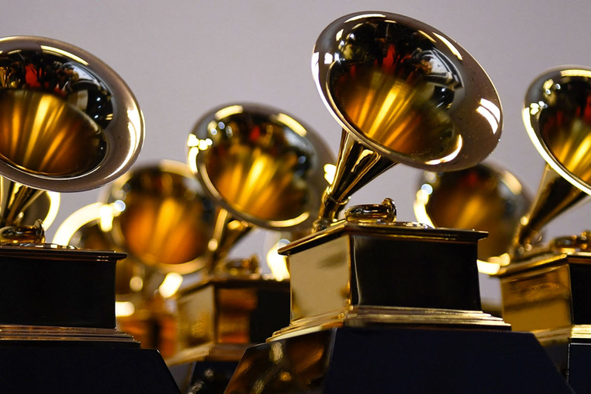 Grammy-Academia-se-posiciona-sobre-musicas-feitas-com-Inteligencia-Artificial-na-premiacao Grammy-Academia-se-posiciona-sobre-musicas-feitas-com-Inteligencia-Artificial-na-premiacao