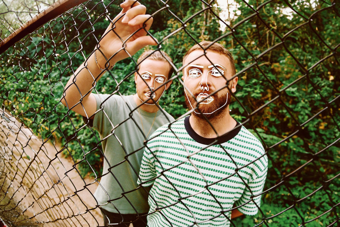 Disclosure---Alchemy--Primeiras-impressões-sóbrias-de-um-delicioso-álbum-que-embriaga-a-mente-vibez Disclosure---Alchemy--Primeiras-impressões-sóbrias-de-um-delicioso-álbum-que-embriaga-a-mente-vibez