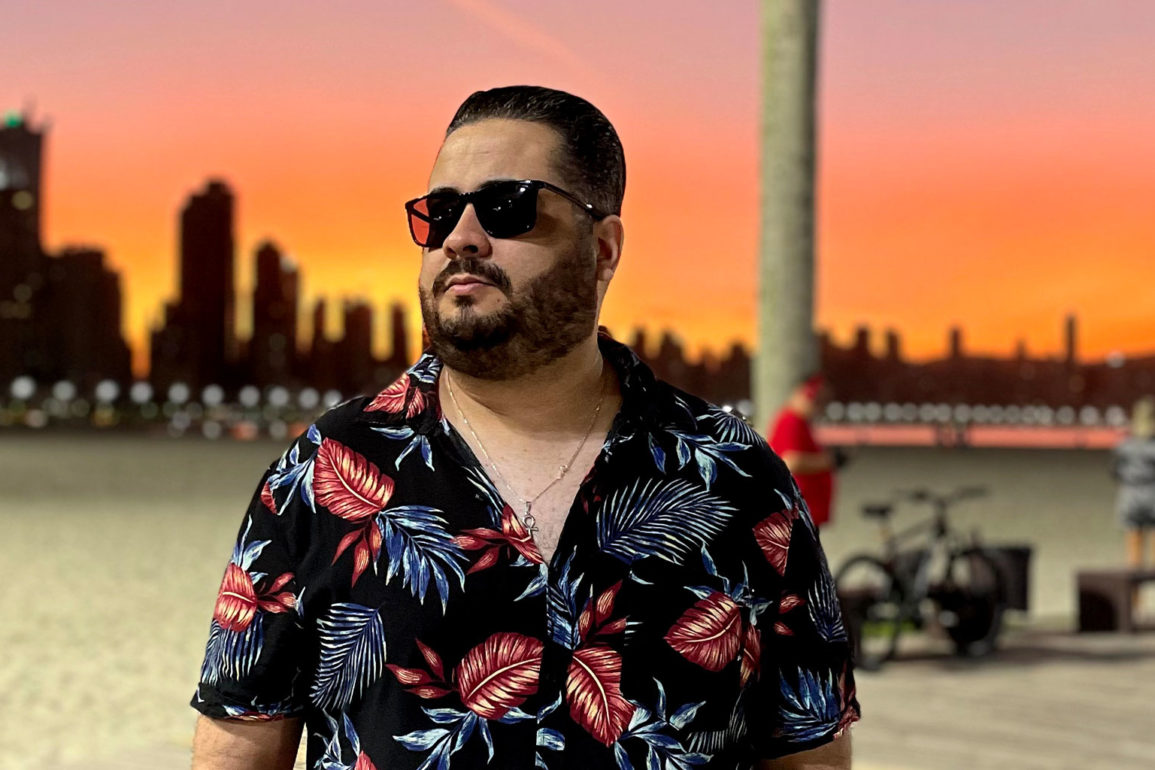 VibezIndica-Softmal-Conheca-esse-DJ-e-produtor-que-caiu-nas-gracas-de-Fatboy-Slim-e-Carl-Cox