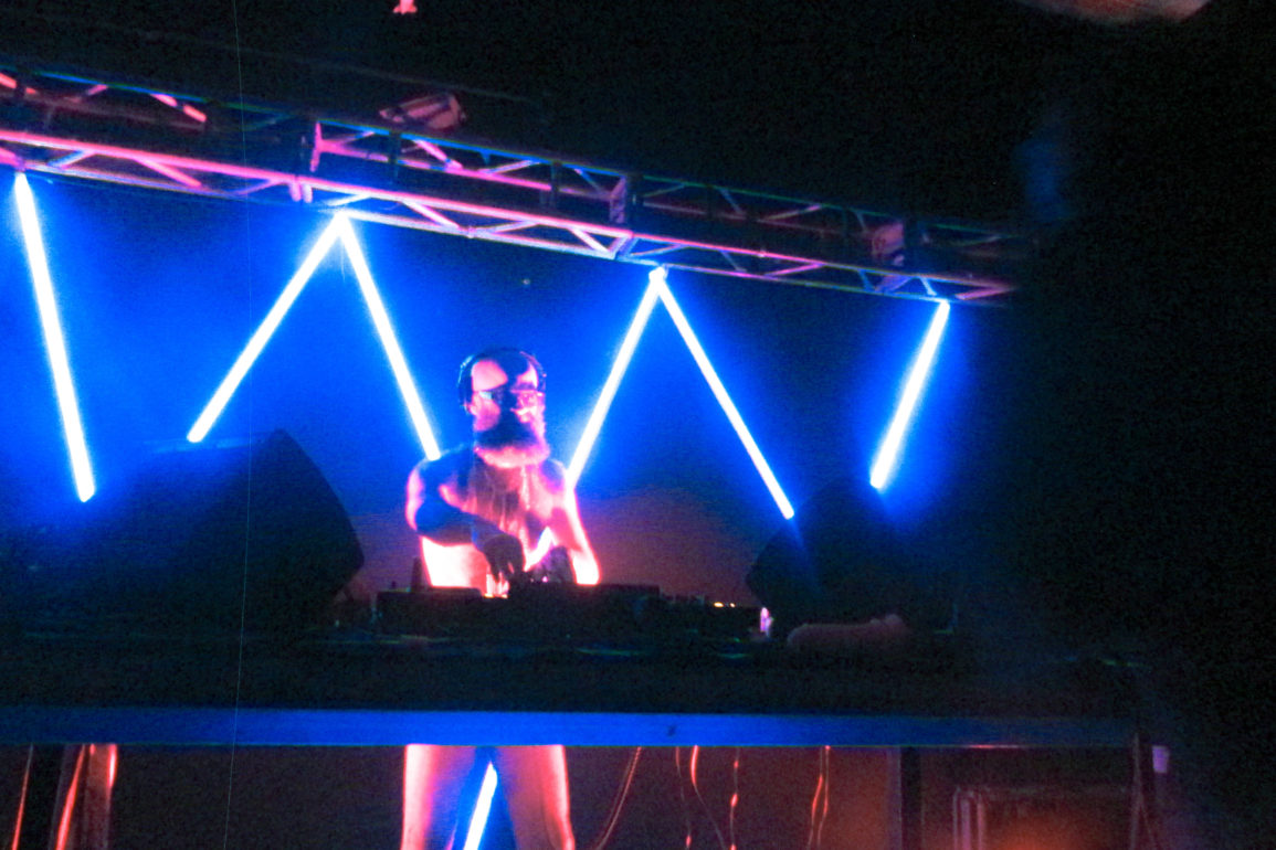 Mani_Surreal-0075 (1) Mani_Surreal-0075 (1)