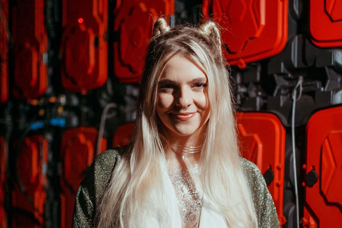 Laura Murad lança Dale, uma união de Tech House com sonoridades latinas que farão qualquer um bailar Laura Murad lança Dale, uma união de Tech House com sonoridades latinas que farão qualquer um bailar