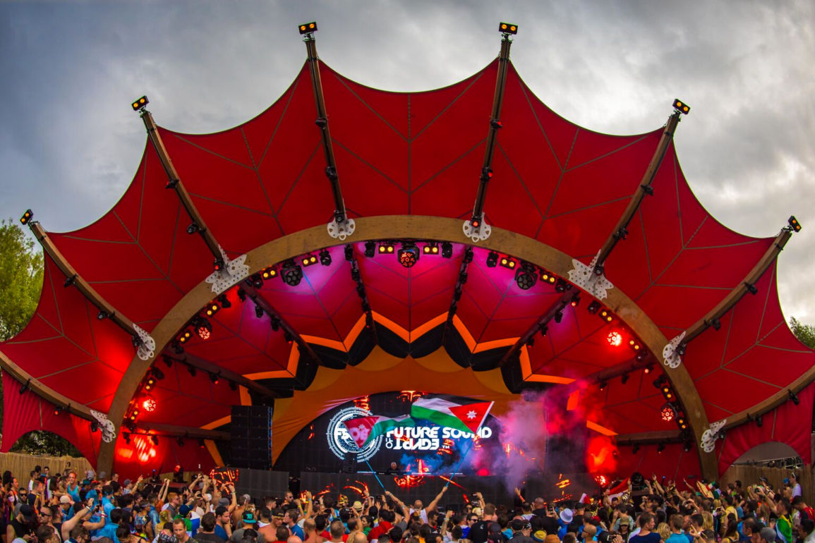 Conheca-os-DJs-do-palco-Tulip-do-segundo-dia-de-Tomorrowland