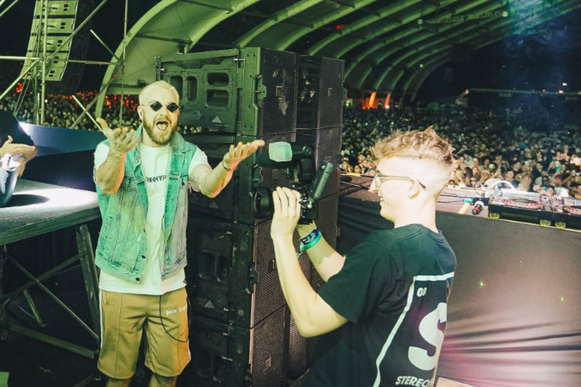 James-Hype-deixa-palco-do-Privilège-Festival-no-começo-de-seu-set,-precisa-ser-substituído-e-aponta-CDJ-diferente-como-motivo James-Hype-deixa-palco-do-Privilège-Festival-no-começo-de-seu-set,-precisa-ser-substituído-e-aponta-CDJ-diferente-como-motivo
