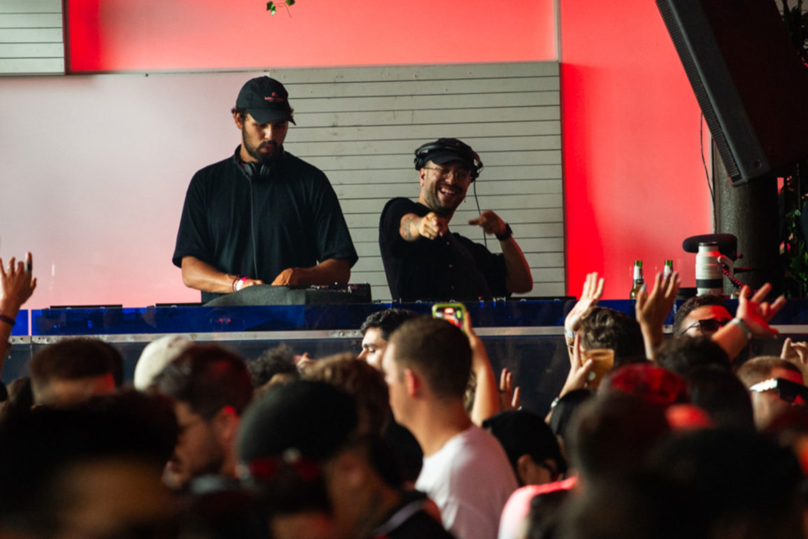 Dawn-Patrol,-de-Maz-e-Antdot,-estreia-com-sold-out-no-Privilège-Búzios--saiba-como-foi Dawn-Patrol,-de-Maz-e-Antdot,-estreia-com-sold-out-no-Privilège-Búzios--saiba-como-foi