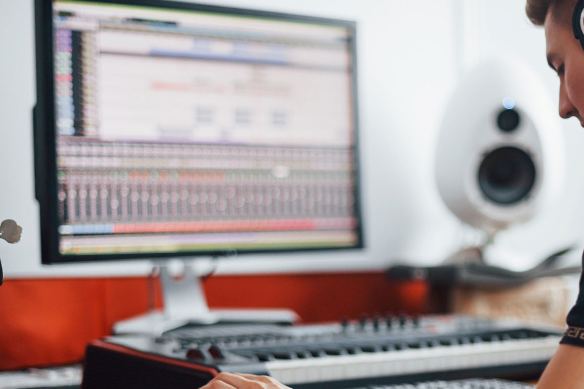 Explorando o mercado brasileiro de Ghost Production com Subwig da EDM Ghost Club Explorando o mercado brasileiro de Ghost Production com Subwig da EDM Ghost Club